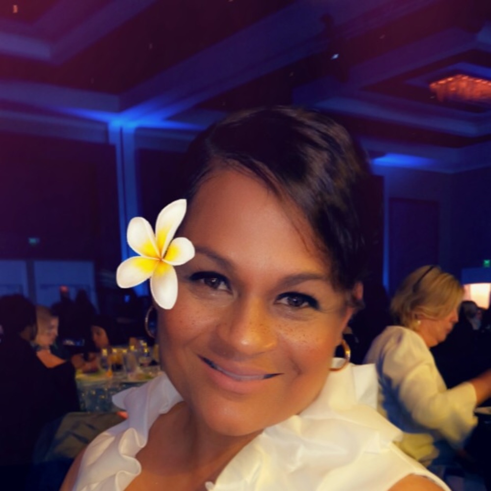 Meet your Posher, Tauna